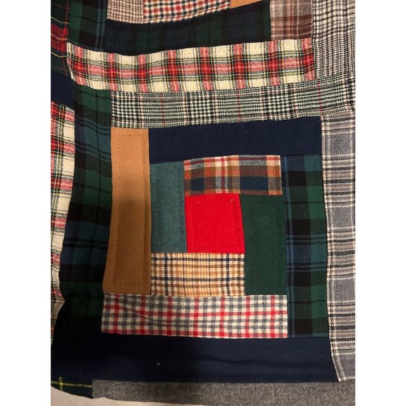 COPY - Wool Log Cabin Cutter Quilt Block - Picture 2 of 9